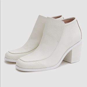 Intentionally Blank Henry Boots (White)